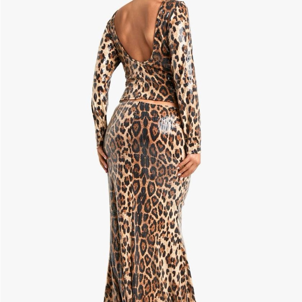 Leopard Print Long Sleeve Scoop Back Maxi Dress